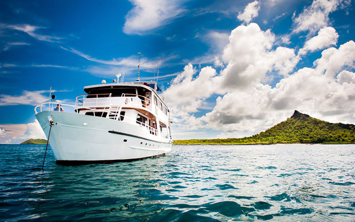 Read more about the article Galapagos Islands Mid-range Cruises